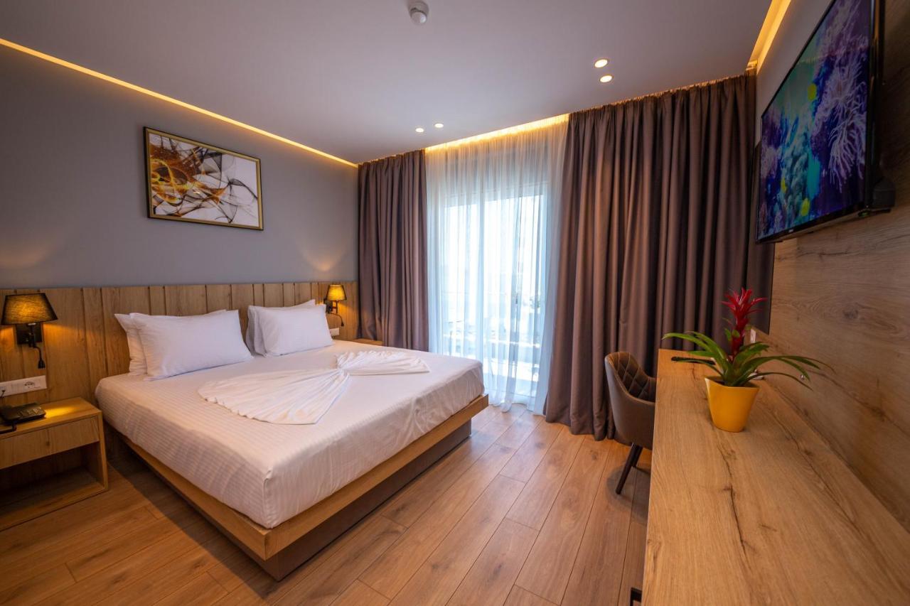 Hotel Azure Sarandë